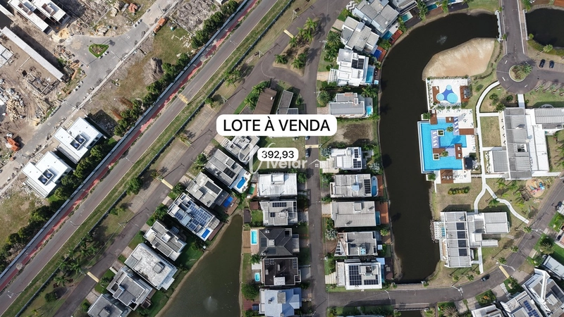 LOTE À VENDA PRÓXIMO AO LAGO E CLUBE: 2ª foto da galeria de imagens do imóvel