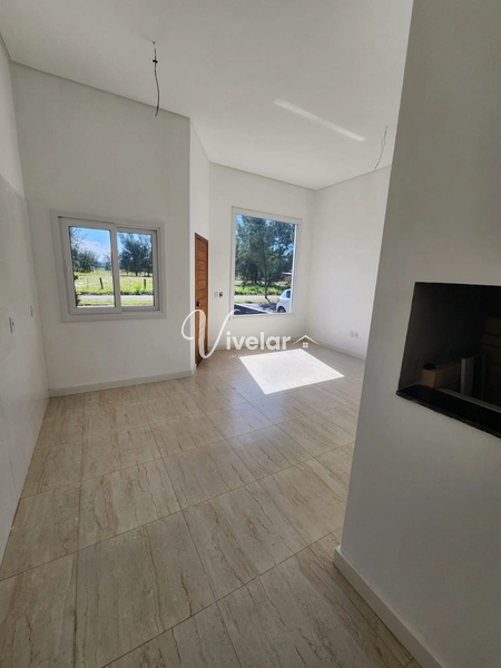 OPORTUNIDADE - CASA PRONTA AO LADO DO MAR: 6ª foto da galeria de imagens do imóvel