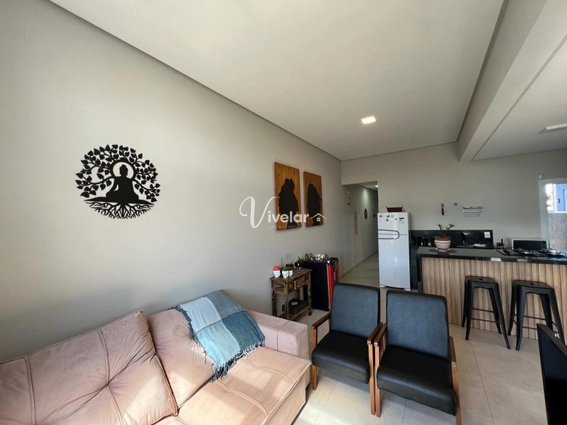 CASA À VENDA A 30 METROS DO MAR: 3ª foto da galeria de imagens do imóvel