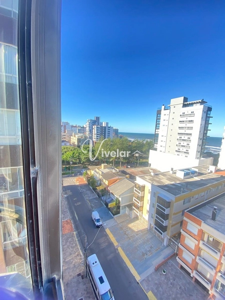 BEM LOCALIZADO COM VISTA MAR: 3ª foto da galeria de imagens do imóvel