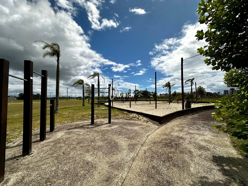TERRENO COM FRENTE PARA INFRA: 4ª foto da galeria de imagens do imóvel