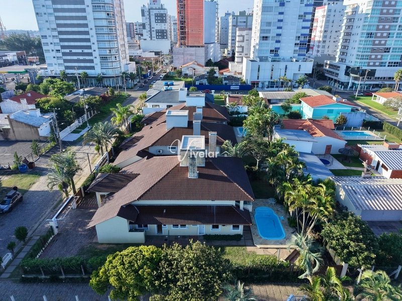 SOBRADO À VENDA EM ATLÂNTIDA: 7ª foto da galeria de imagens do imóvel