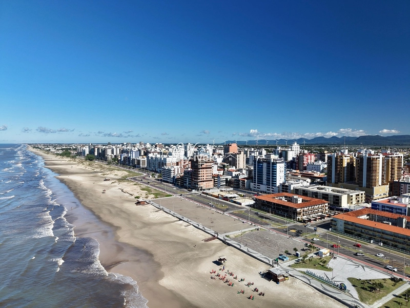 APARTAMENTO COM SACADA DE FRENTE , JUNTO AO MAR NO CORAÇÃO DA CIDADE !: 20ª foto da galeria de imagens do imóvel