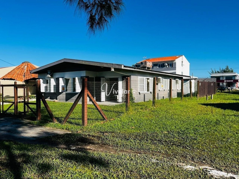 CASA DE ESQUINA COM ALAMEDA, PRÓXIMA AO MAR E DIVISA COM ATLÂNTIDA !!!: 11ª foto da galeria de imagens do imóvel