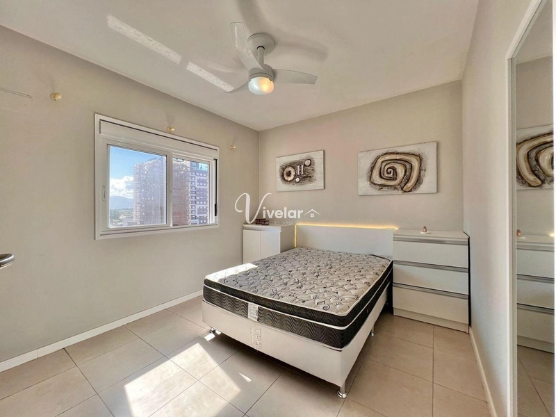 LINDO APARTAMENTO A POUCOS METROS DA PRAIA: 2ª foto da galeria de imagens do imóvel