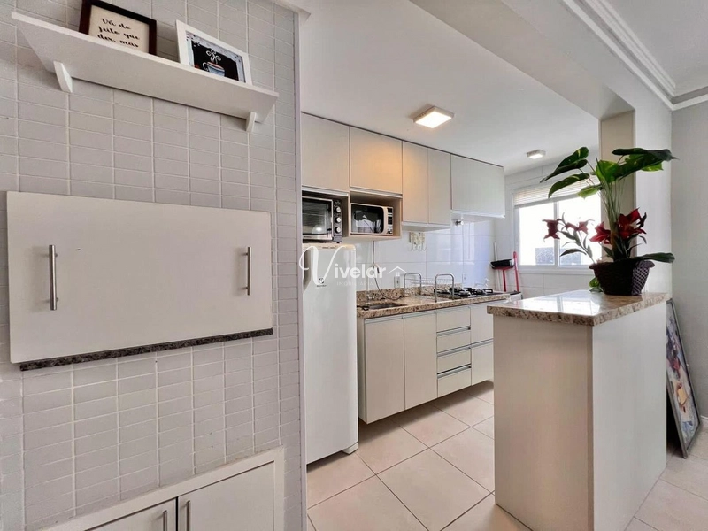 LINDO APARTAMENTO A POUCOS METROS DA PRAIA: 1ª foto da galeria de imagens do imóvel