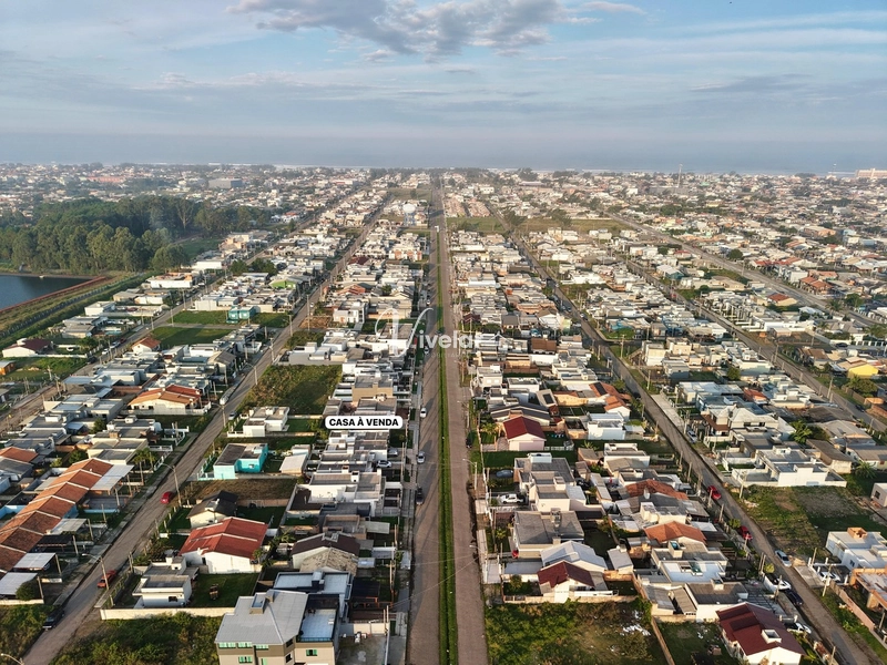 OPORTUNIDADE À VENDA CASA COM TERRENO INTEIRO: 2ª foto da galeria de imagens do imóvel