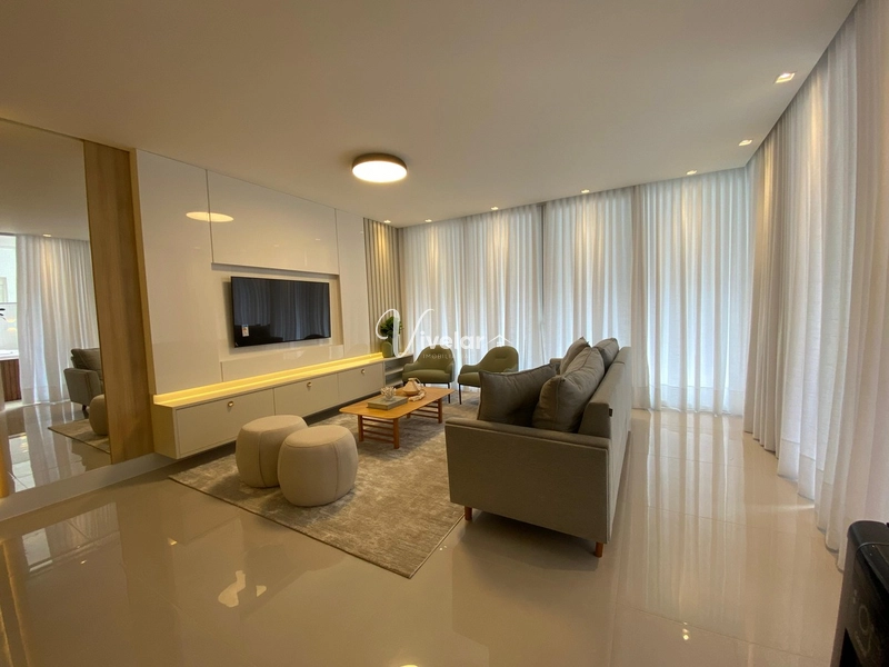 APARTAMENTO FINAMENTE MOBILIADO E DECORADO À VENDA: 1ª foto da galeria de imagens do imóvel