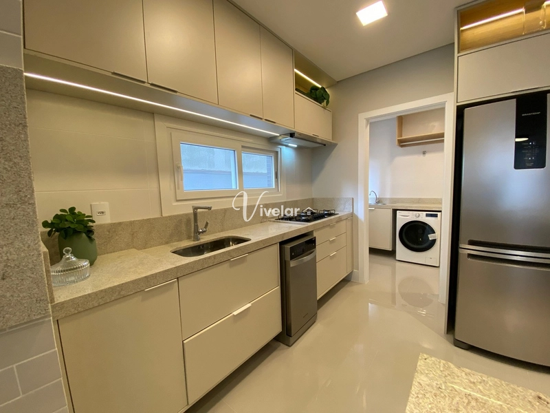 APARTAMENTO FINAMENTE MOBILIADO E DECORADO À VENDA: 4ª foto da galeria de imagens do imóvel