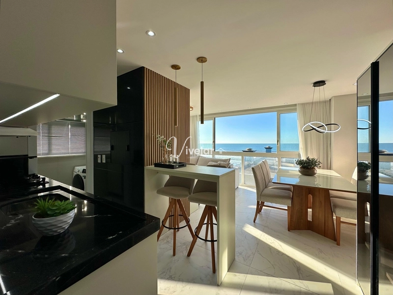 BELÍSSIMO APARTAMENTO COM VISTA PARA O MAR: 4ª foto da galeria de imagens do imóvel