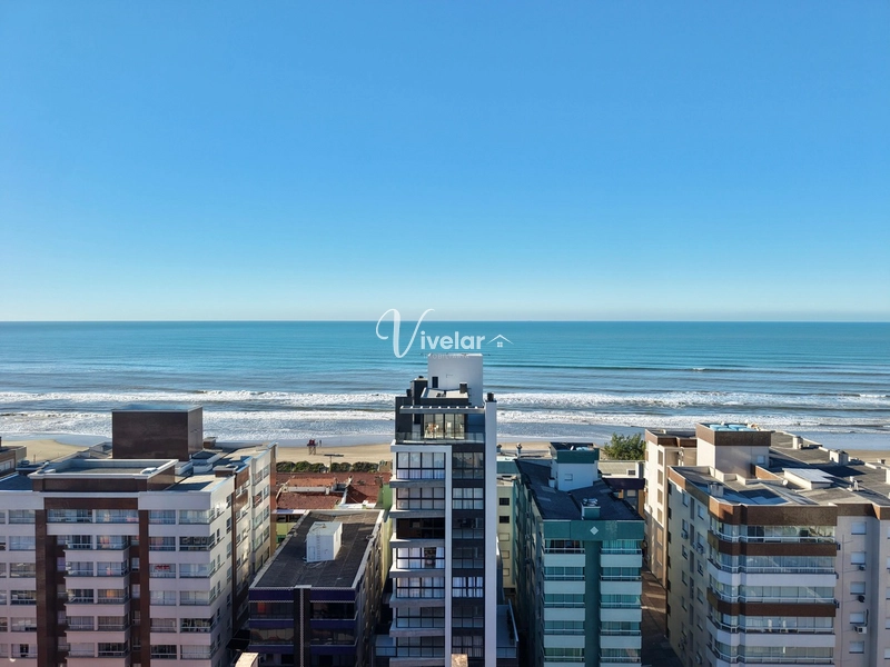 BELÍSSIMO APARTAMENTO COM VISTA PARA O MAR: 2ª foto da galeria de imagens do imóvel