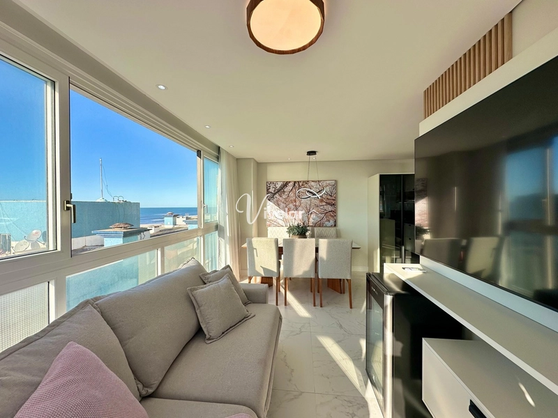 BELÍSSIMO APARTAMENTO COM VISTA PARA O MAR: 7ª foto da galeria de imagens do imóvel