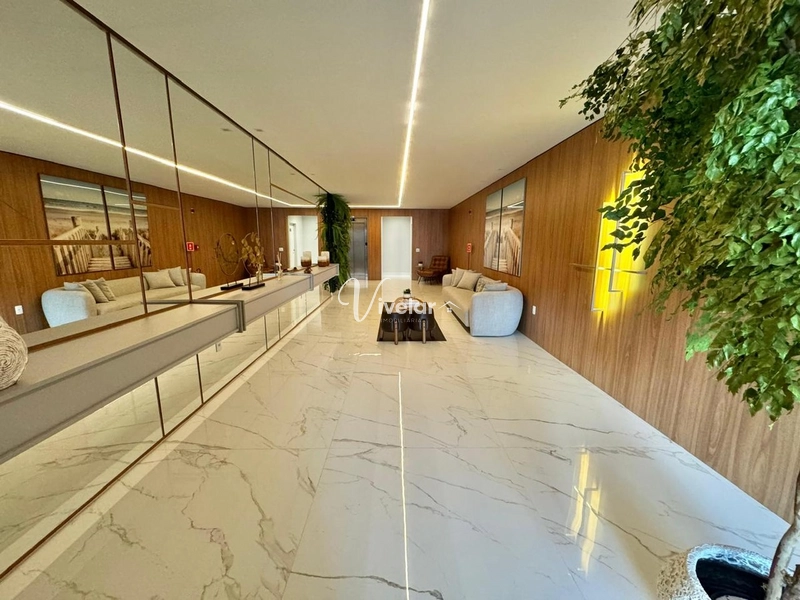 BELÍSSIMO APARTAMENTO - MOBILIADO E DECORADO: 1ª foto da galeria de imagens do imóvel