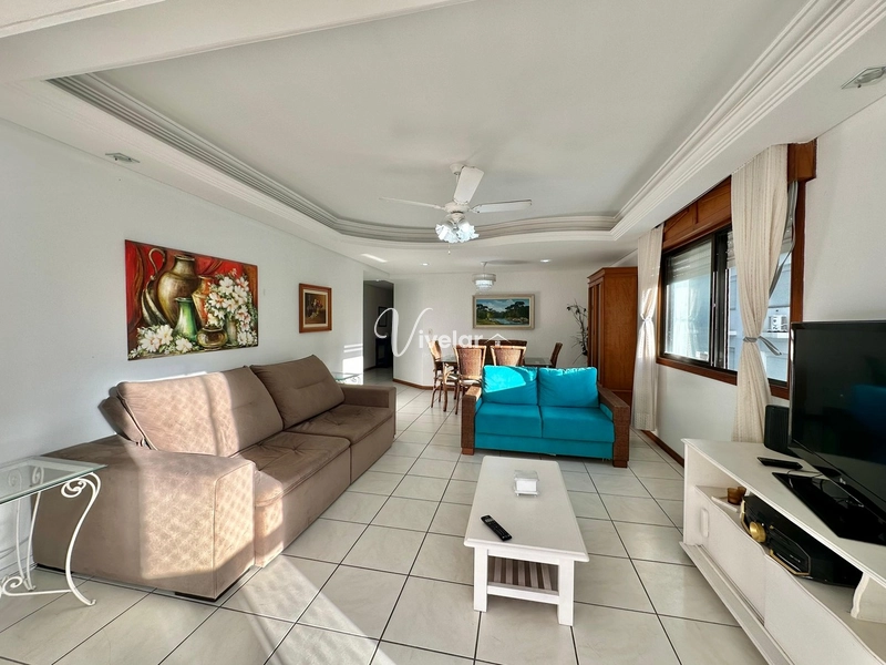 LINDO APARTAMENTO JUNTO A PRAÇA LUIZ BASSANI: 6ª foto da galeria de imagens do imóvel