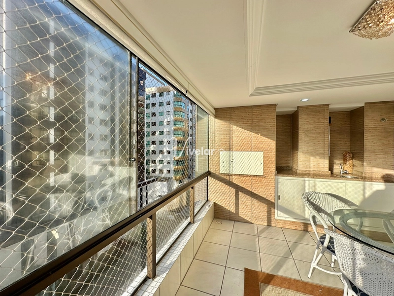 LINDO APARTAMENTO JUNTO A PRAÇA LUIZ BASSANI: 4ª foto da galeria de imagens do imóvel
