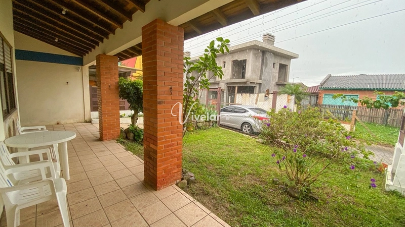 OPORTUNIDADE ÓTIMA - CASA TERRENO INTEIRO: 4ª foto da galeria de imagens do imóvel
