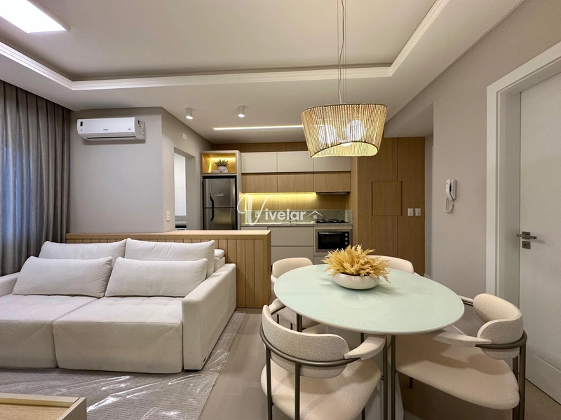 APARTAMENTO FINAMENTE DECORADO, COM INFRA.: 3ª foto da galeria de imagens do imóvel