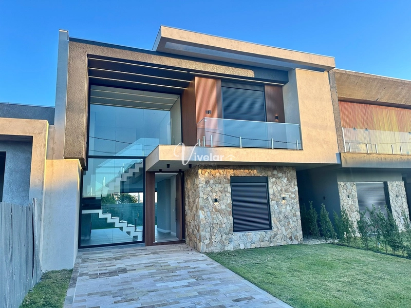 CASA DOS SONHOS NUNCA HABITADA EM CONDOMÍNIO FECHADO: 3ª foto da galeria de imagens do imóvel