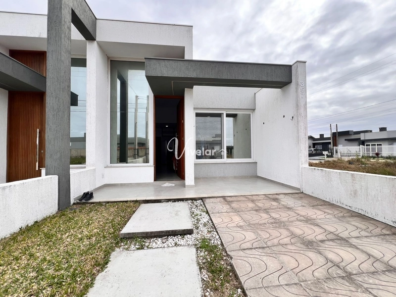 LINDA CASA - PRONTA PARA MORAR: 1ª foto da galeria de imagens do imóvel