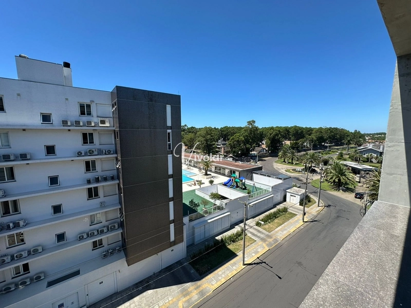 APARTAMENTO 1 DORM LINDAMENTE MOBILIADO E DECORADO: 3ª foto da galeria de imagens do imóvel