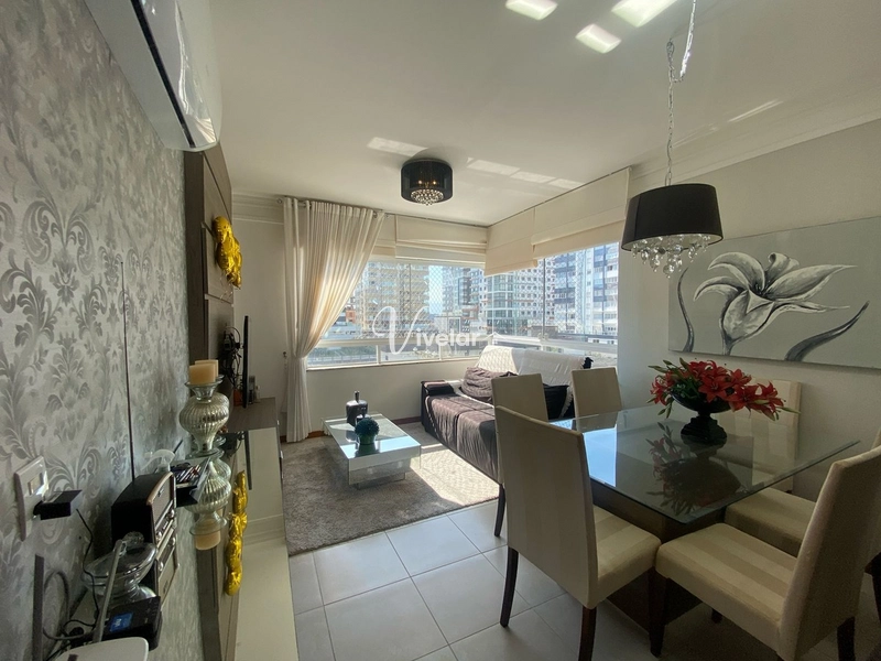 LINDO APARTAMENTO DE FRENTE: 3ª foto da galeria de imagens do imóvel