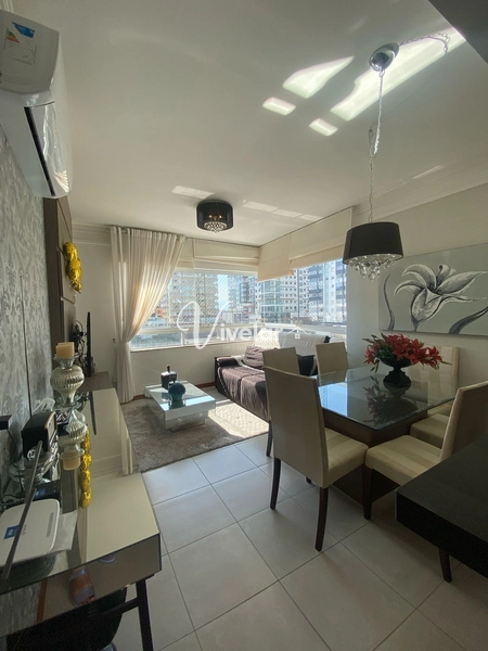 LINDO APARTAMENTO DE FRENTE: 2ª foto da galeria de imagens do imóvel