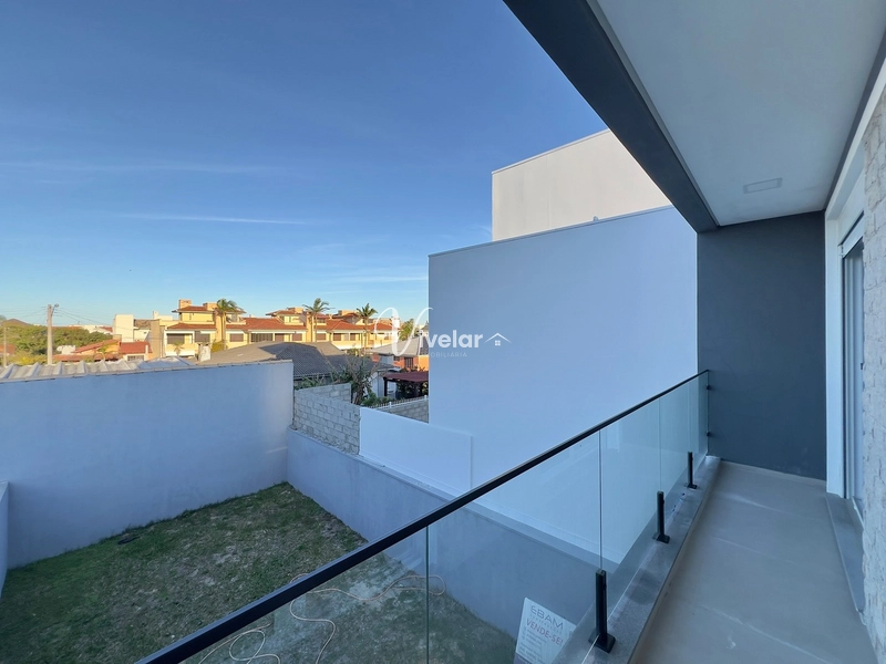EXCELENTE DUPLEX 3 DORM COM SUÍTE PRÓXIMO AO MAR: 29ª foto da galeria de imagens do imóvel