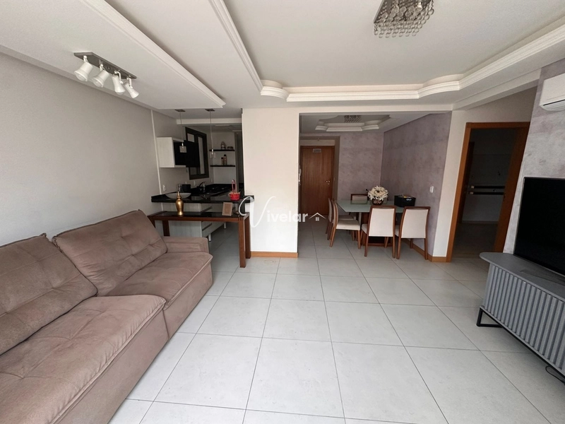 LINDO APARTAMENTO - MUITO BEM LOCALIZADO: 3ª foto da galeria de imagens do imóvel