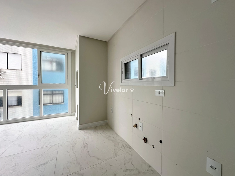 LINDO APARTAMENTO COM TERRAÇO E INFRA COM PISCINA E VISTA PARA O MAR: 6ª foto da galeria de imagens do imóvel