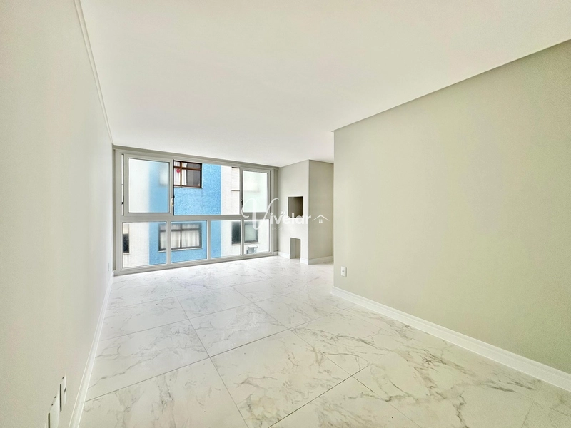 LINDO APARTAMENTO COM TERRAÇO E INFRA COM PISCINA E VISTA PARA O MAR: 1ª foto da galeria de imagens do imóvel