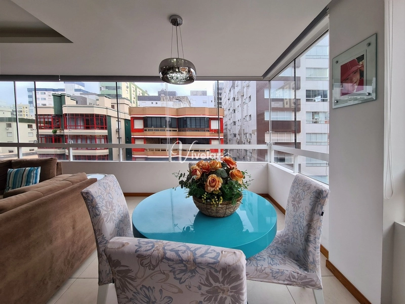 PARA QUEM GOSTA DE APARTAMENTO AMPLO, ESTE É UMA OPÇÃO: 3ª foto da galeria de imagens do imóvel