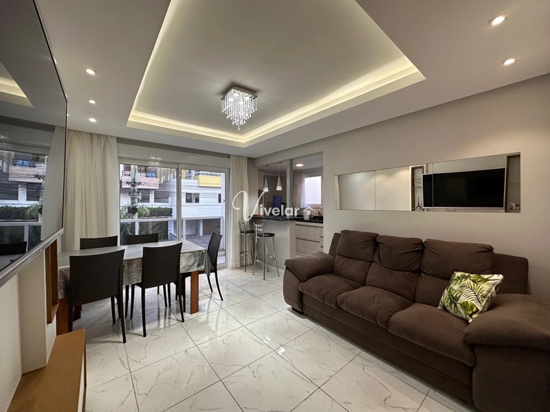 LINDO APARTAMENTO - SACADA DE FRENTE: 3ª foto da galeria de imagens do imóvel