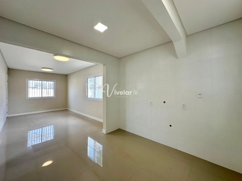 CASA TOTALMENTE REFORMADA ESPERANDO POR VOCÊ: 5ª foto da galeria de imagens do imóvel