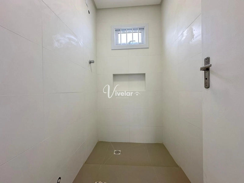 CASA TOTALMENTE REFORMADA ESPERANDO POR VOCÊ: 7ª foto da galeria de imagens do imóvel