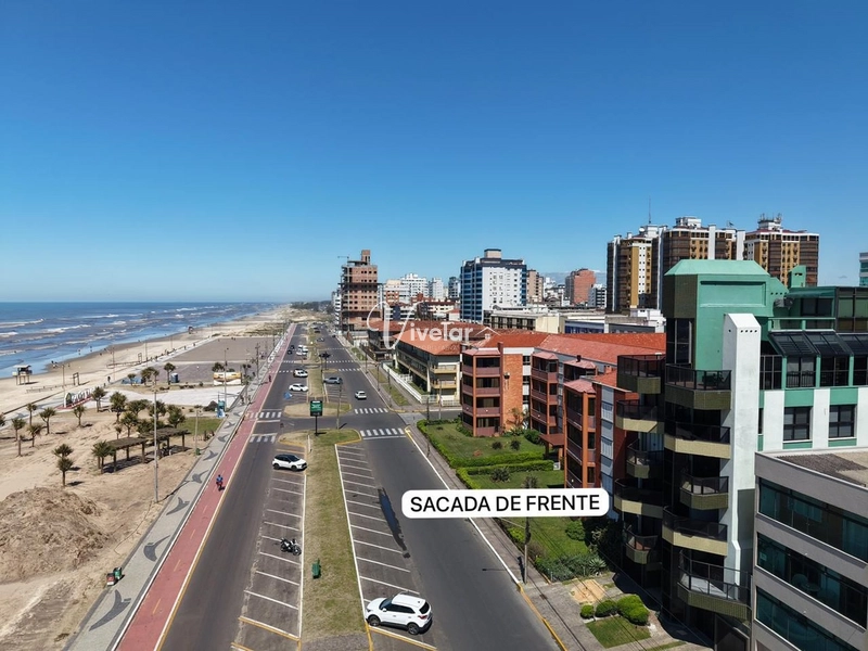 FRENTE MAR COM SACADA: 22ª foto da galeria de imagens do imóvel
