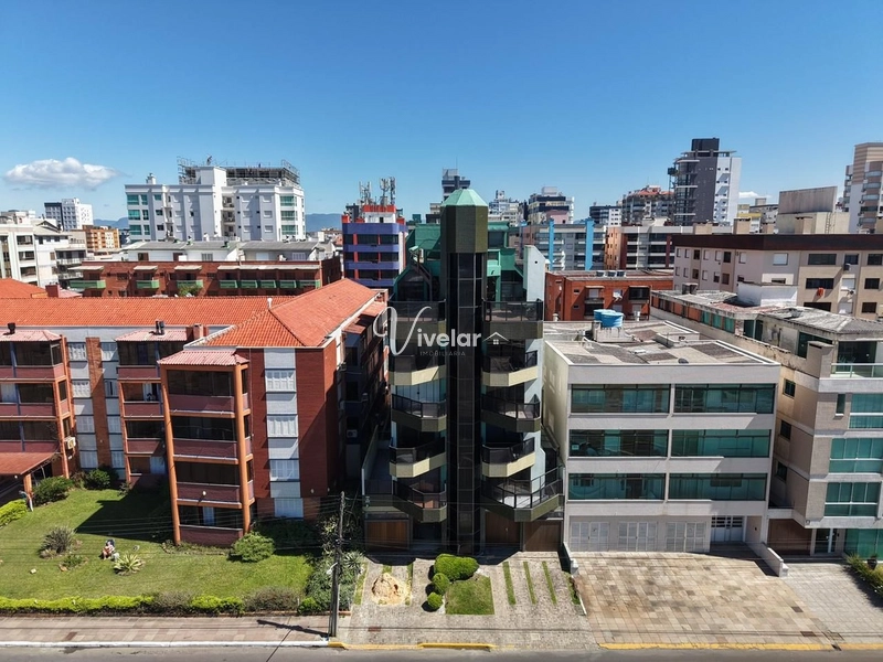 FRENTE MAR COM SACADA: 21ª foto da galeria de imagens do imóvel