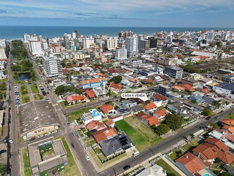 CASA EM BAIRRO DE MORADORES PROXIMA AO CENTRO: 2ª foto da galeria de imagens do imóvel