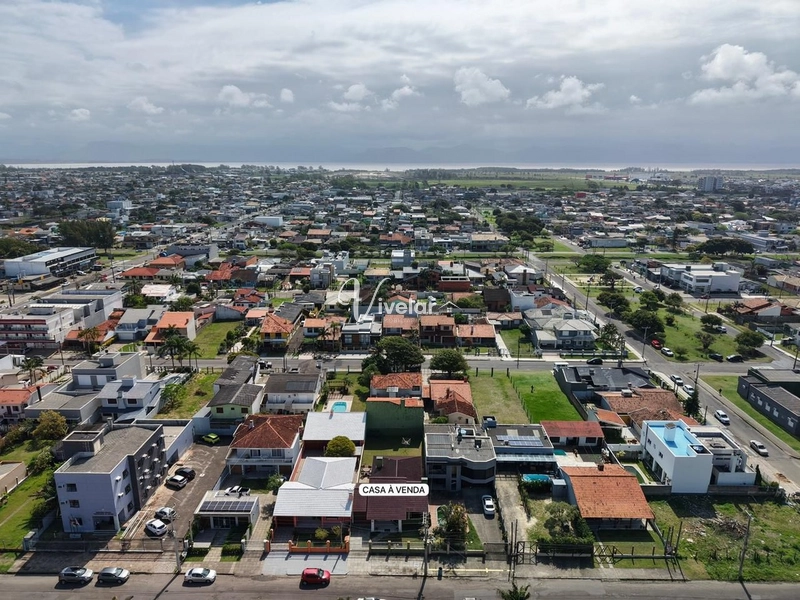 CASA EM BAIRRO DE MORADORES PROXIMA AO CENTRO: 31ª foto da galeria de imagens do imóvel