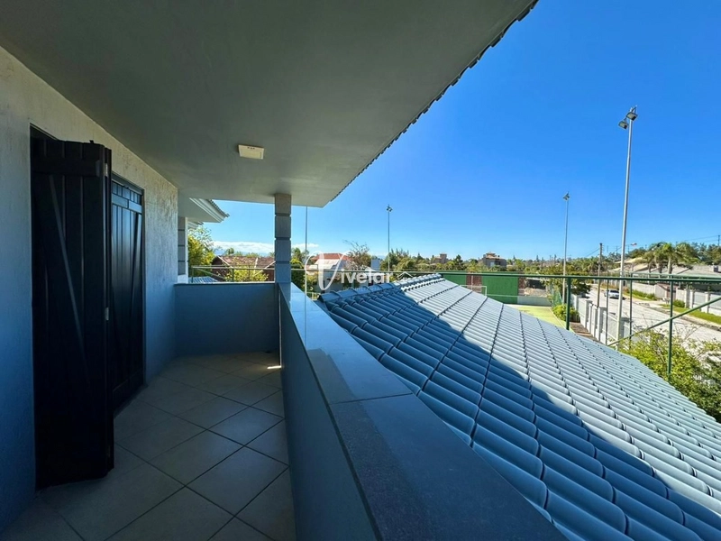 MANSÃO EM ATLÂNTIDA DE 03 TERRENOS, PISCINA E QUADRA DE FUTSAL: 35ª foto da galeria de imagens do imóvel