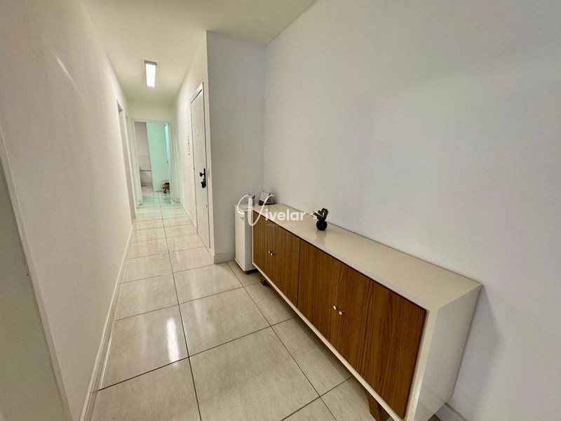 LINDO APARTAMENTO AO LADO DA PRAÇA FLÁVIO BOIANOVISKI: 11ª foto da galeria de imagens do imóvel