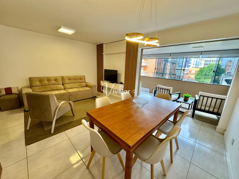 LINDO APARTAMENTO AO LADO DA PRAÇA FLÁVIO BOIANOVISKI: 7ª foto da galeria de imagens do imóvel