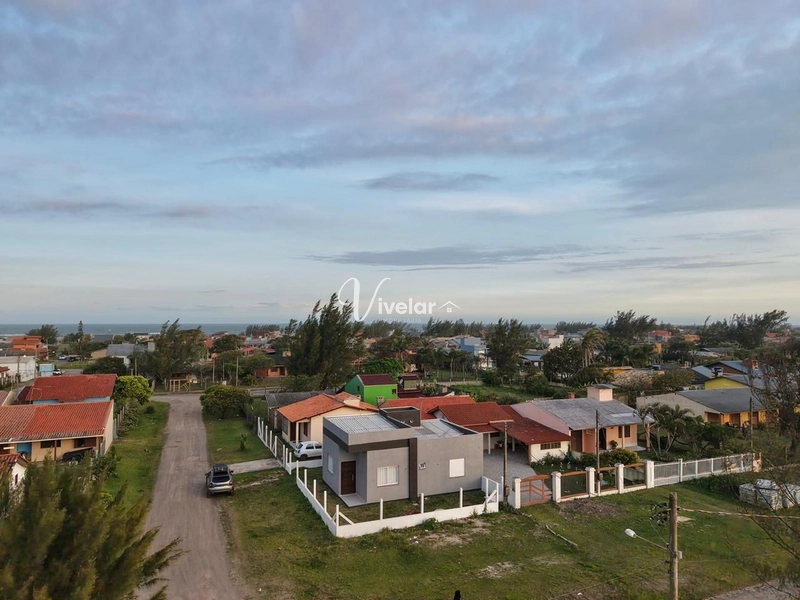 MARAVILHOSA CASA DE ESQUINA: 21ª foto da galeria de imagens do imóvel