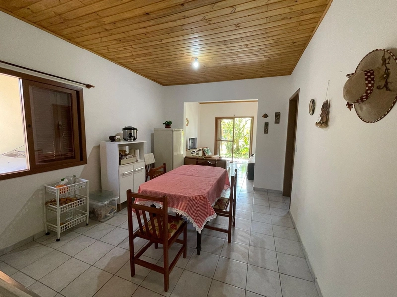 CASA À VENDA EM ATLÂNTIDA SUL.: 6ª foto da galeria de imagens do imóvel