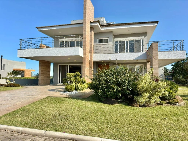 CASA EM CONDOMÍNIO NAUTICO