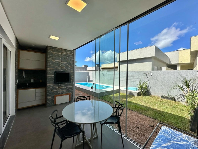 Casa à venda em Capão da Canoa!: 3ª foto da galeria de imagens do imóvel