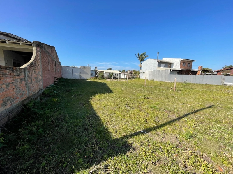 Terreno à venda em Atlântida Sul!: 2ª foto da galeria de imagens do imóvel