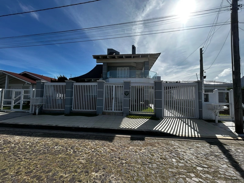 SOBRADO A VENDA PRÓXIMO AO MAR EM RAINHA DO MAR/XANGRI-LÁ!: 47ª foto da galeria de imagens do imóvel