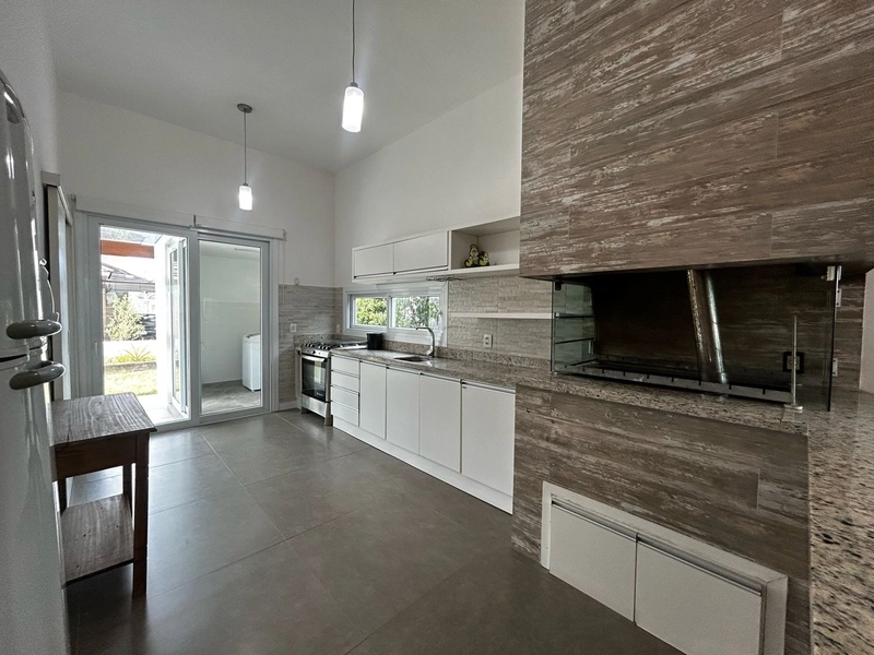 CASA A VENDA NO CONDOMINIO ATLÂNTICO VILLAS RESORT EM ATLÂNTIDA SUL!: 8ª foto da galeria de imagens do imóvel