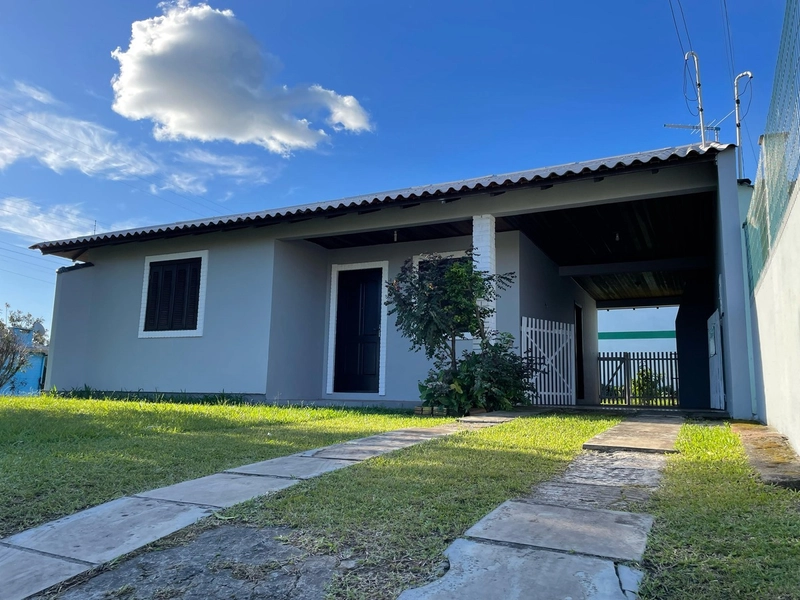 Casa à venda em Atlântida Sul!: 1ª foto da galeria de imagens do imóvel