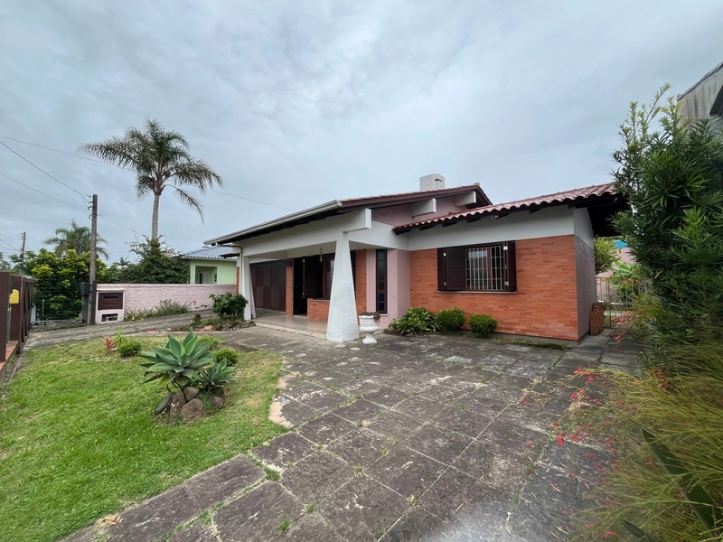 Casa à venda em Atlântida!: 3ª foto da galeria de imagens do imóvel